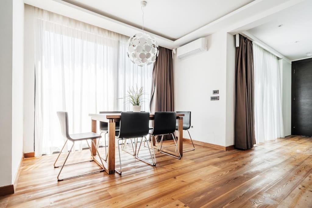 Gate Penthouse By In Apartment Budva