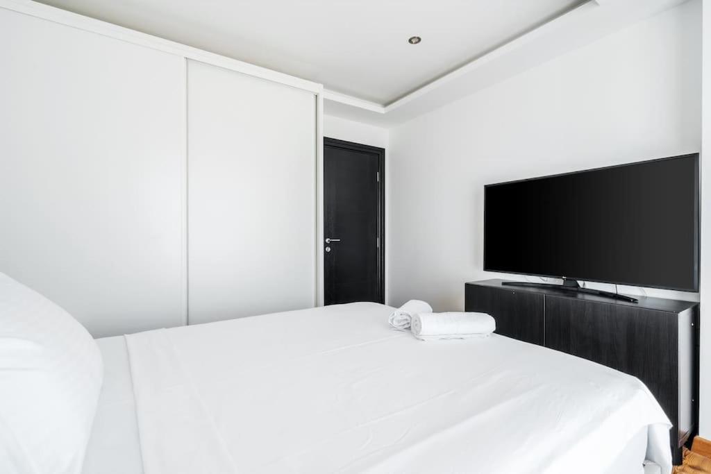 Apartment Gate Penthouse By In *