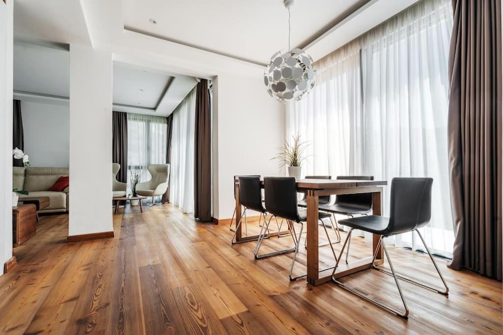 Gate Penthouse By In * Budva