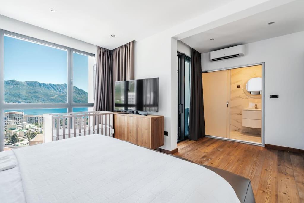 Gate Penthouse By In * Budva
