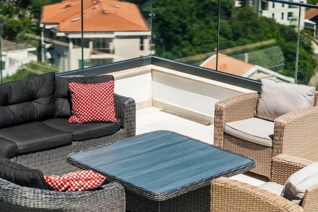 Apartment Gate Penthouse By In